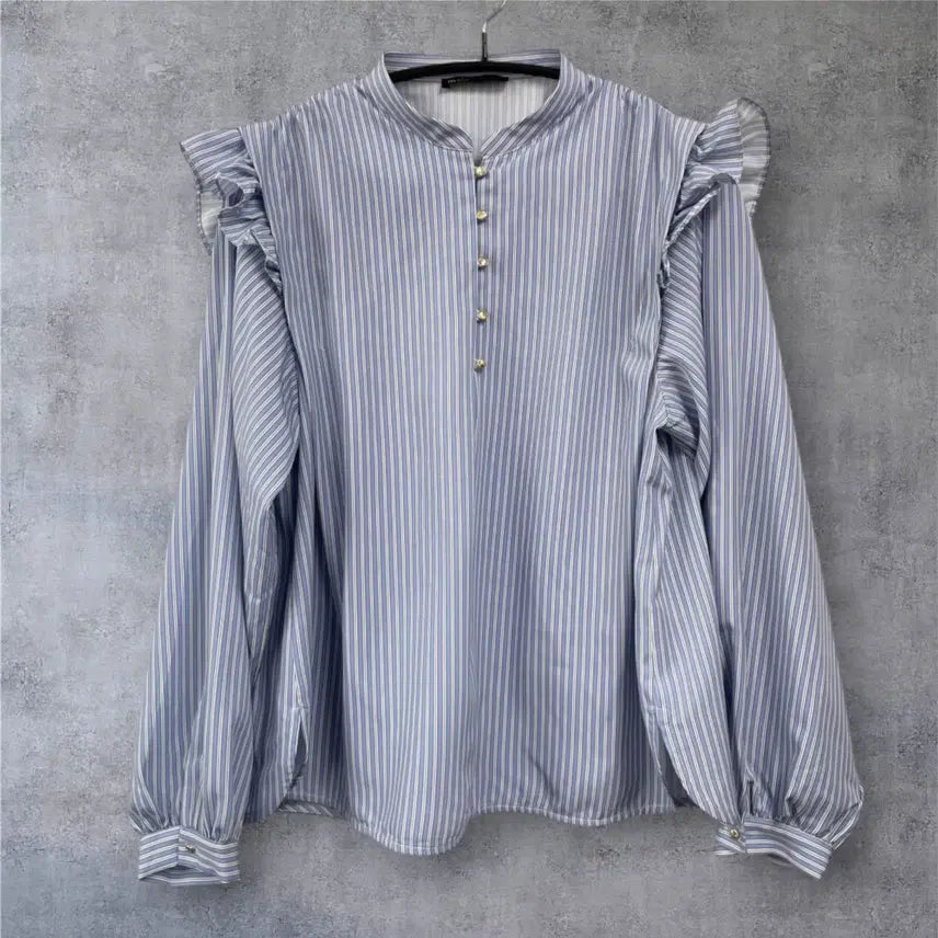 [BUNJANG] Maje Light Blue Stripe Frill Blouse Size 1 / 마쥬 Maje 연블루 스트라이프 프릴 블라우스 1