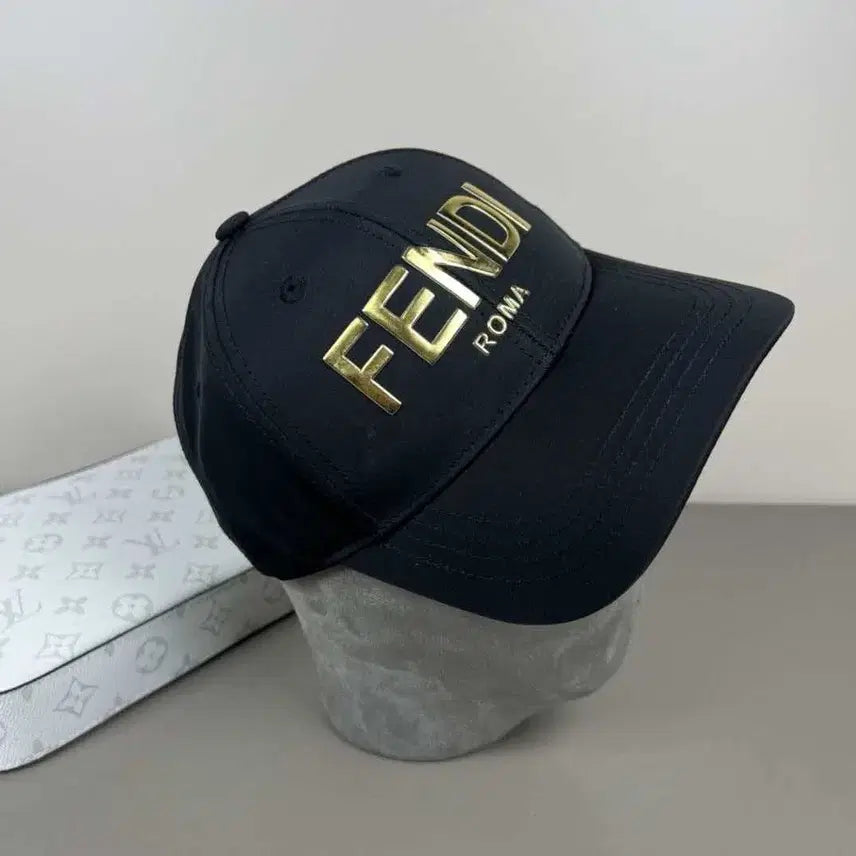 [BUNJANG] Fendi Hat / 펜디 모자