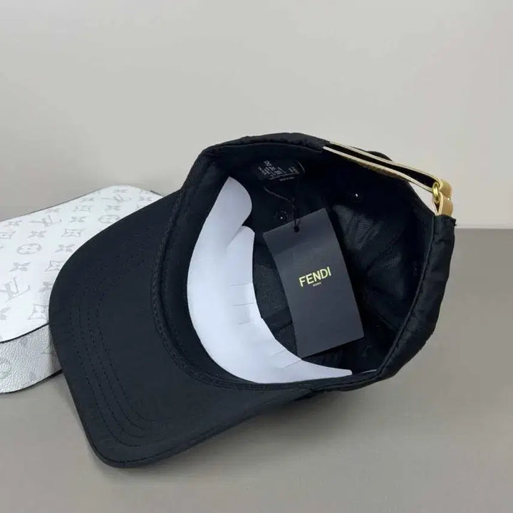 [BUNJANG] Fendi Hat / 펜디 모자