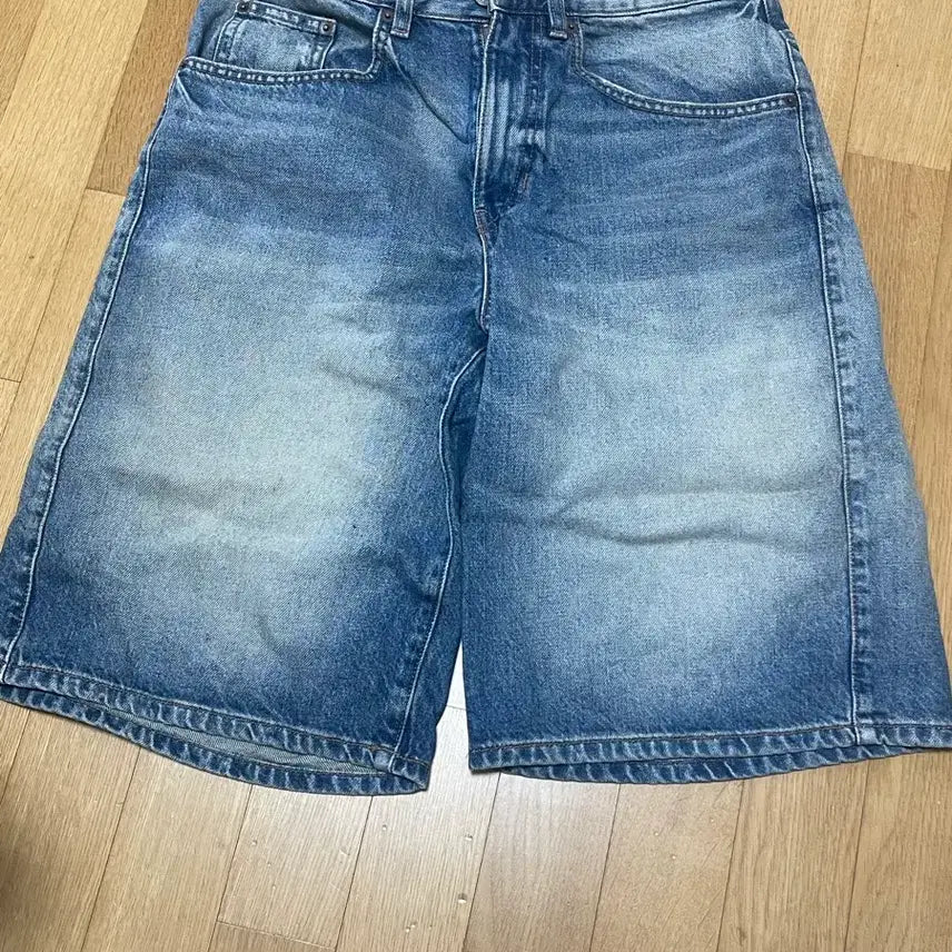 [BUNJANG] ZARA Bermuda Denim 배기핏 Shorts / 자라 버뮤다 데님 배기핏
