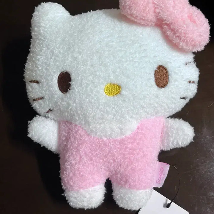 [BUNJANG] Sanrio Hello Kitty Medium Plush Doll / 산리오 헬로키티 중형 인형