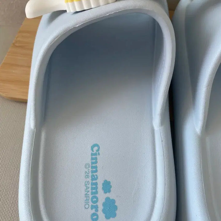 [BUNJANG] Sanrio Cinnamoroll Slippers / 새상품) 산리오 시나모롤 슬리퍼 (택없음)