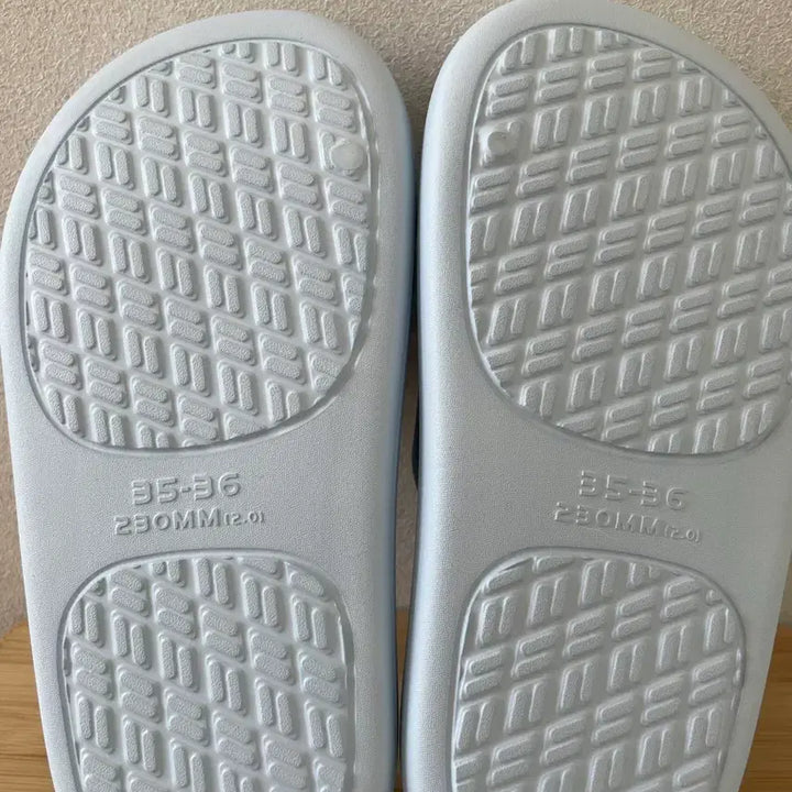 [BUNJANG] Sanrio Cinnamoroll Slippers / 새상품) 산리오 시나모롤 슬리퍼 (택없음)