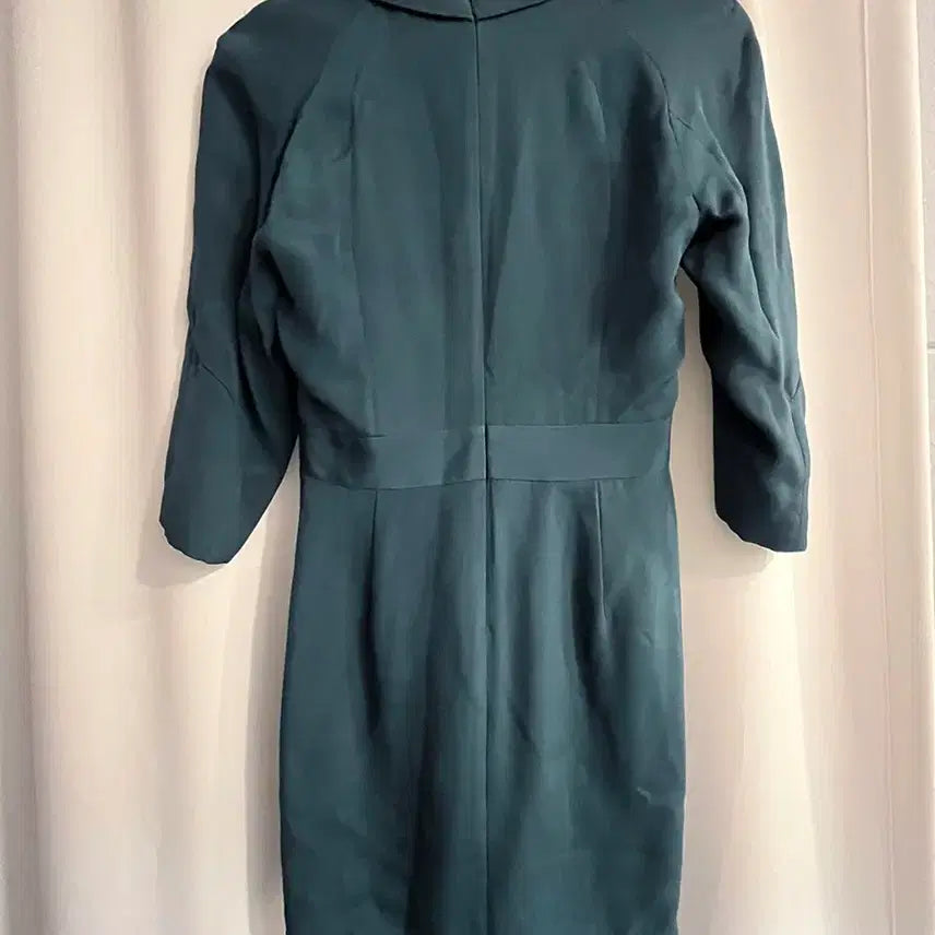 [SOLD OUT] 딥그린 브이넥 랩 스타일 원피스