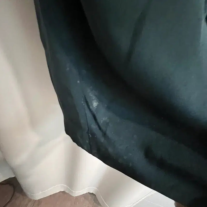 [SOLD OUT] 딥그린 브이넥 랩 스타일 원피스