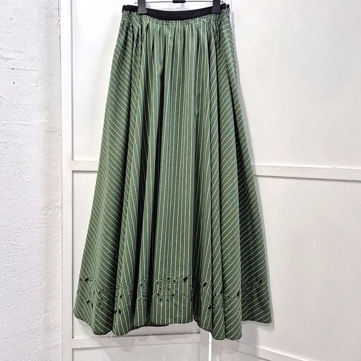 [BUNJANG] Time Stripe Flare Long Skirt / 타임 스트라이프 플레어 롱스커트