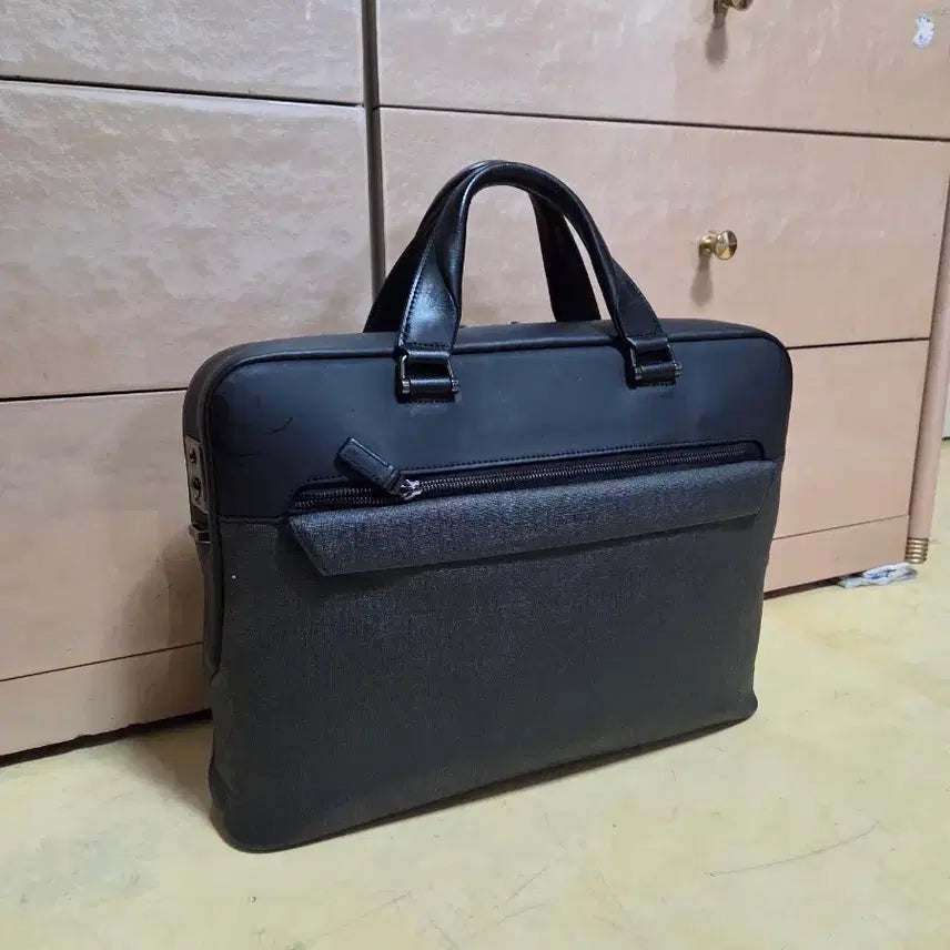 [BUNJANG] Tumi Ashton Gibson Slim Briefcase / 투미 정품 애쉬톤 깁슨 슬림 브리프케이스