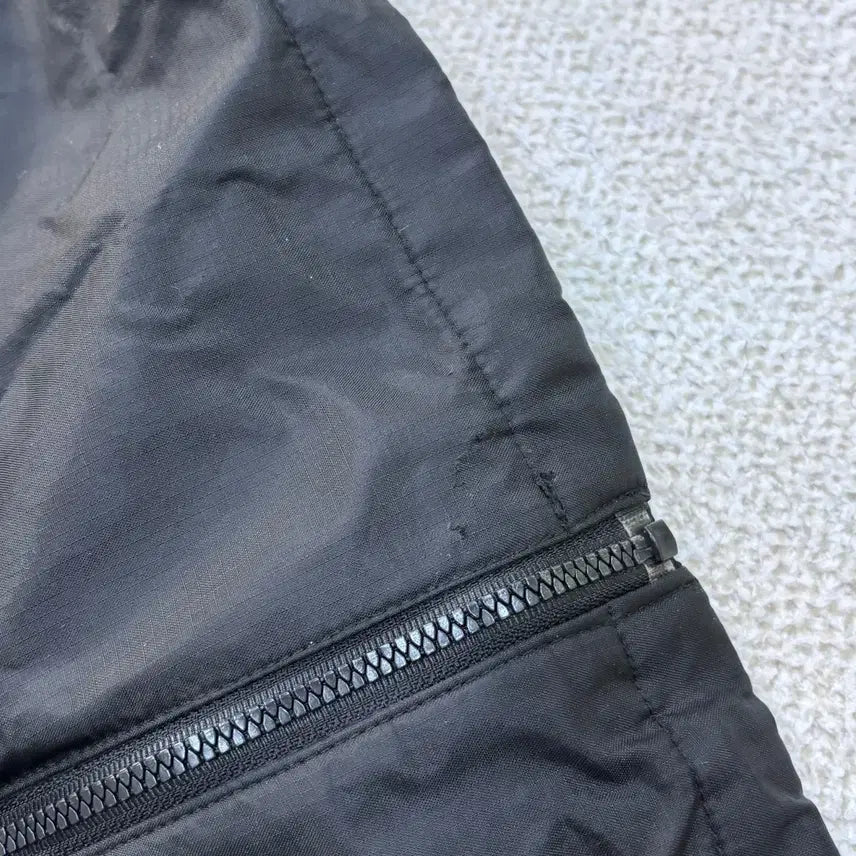 [SOLD OUT] 실측확인 메르세데스벤츠 바람막이 0424E