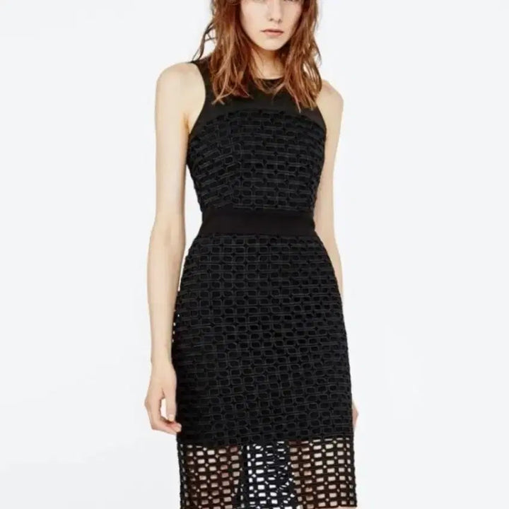 [BUNJANG] Maje Punching Black Dress / 마쥬 펀칭 블랙 원피스