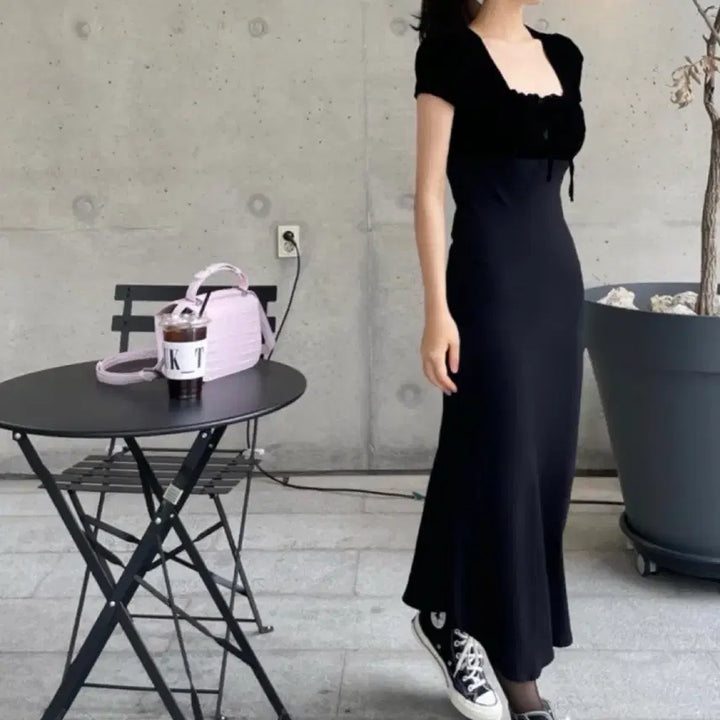 [BUNJANG] Beaming J Black Short-Sleeve Long Dress / 비밍제이 블랙 반팔 원피스