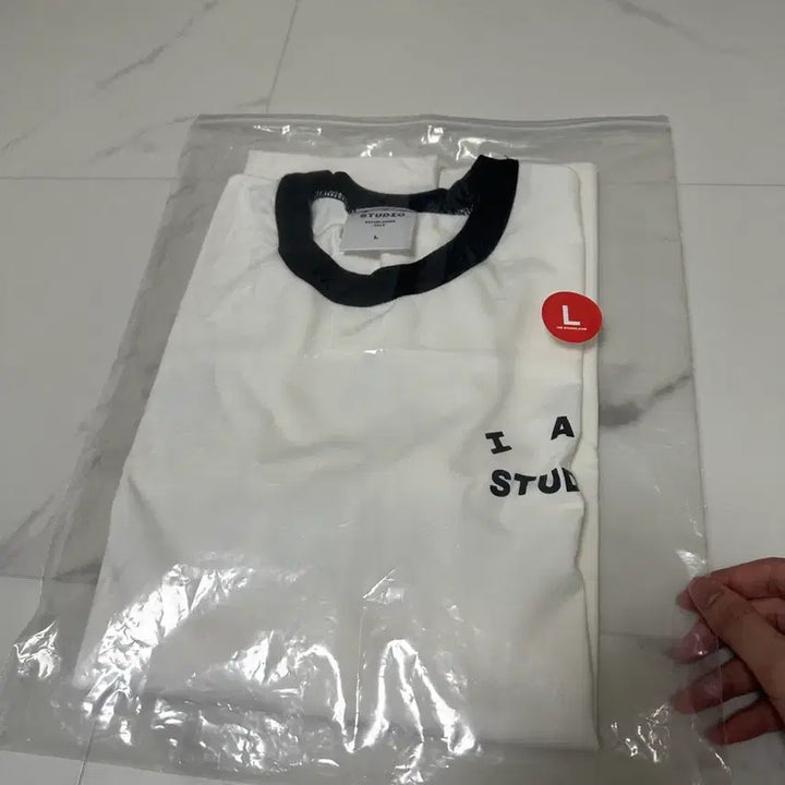 [SOLD OUT] 새상품) 아이앱 스튜디오 이스테블리시드 티셔츠 화이트 블랙 L