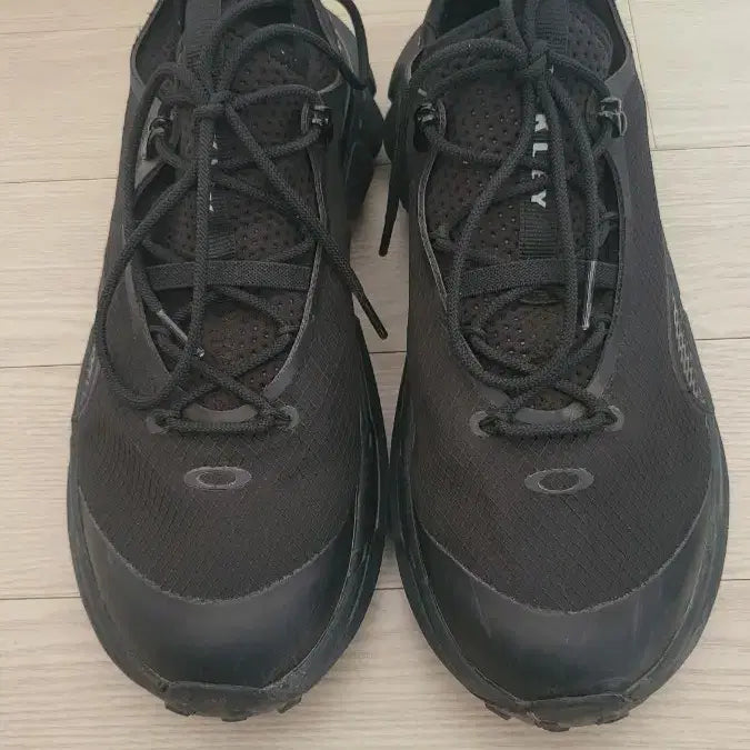 [SOLD OUT] 오클리 라이트쉴드 블랙 260mm