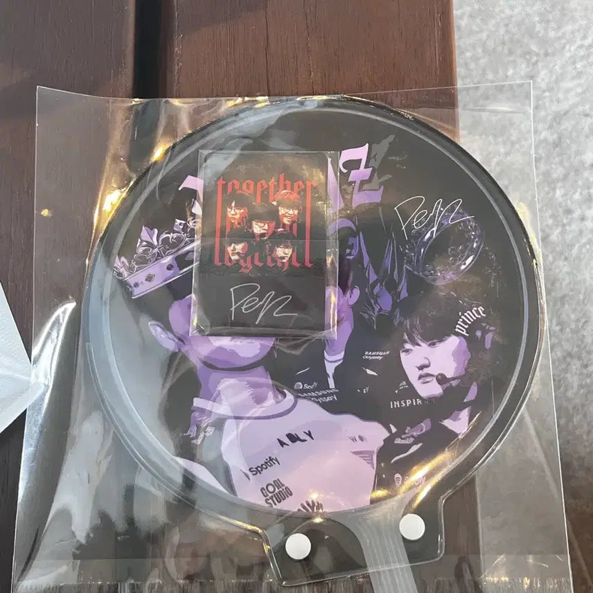 [BUNJANG] T1 Faker Homeground Day 1 Fan/Photocard Set / T1 홈그라운드 DAY 1 페이즈 부채 및 포토카드 양도합니다!