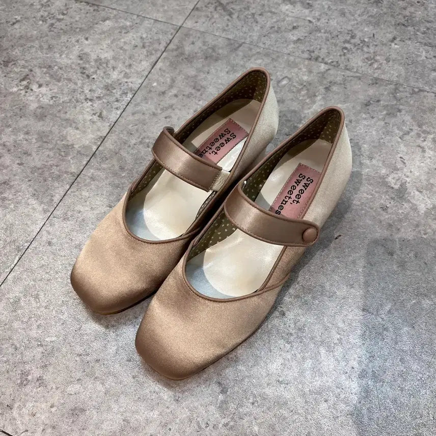 [BUNJANG] Sweet Sweetness Satin Mary Jane Heels / 새틴 메리제인 힐