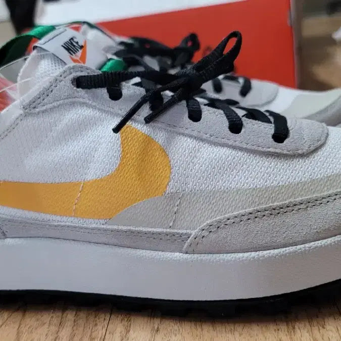 [BUNJANG] Nike x Tom Sachs General Purpose Shoe Fine Green University Gold / 275) 나이키 x 톰 삭스 제너럴 퍼포즈 슈 파인 그린 유니버시티 골드