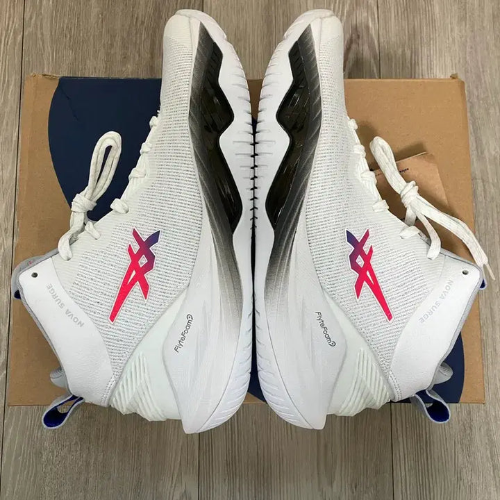 [BUNJANG] Asics Nova Surge Basketball Shoes / 아식스 노바서지 260