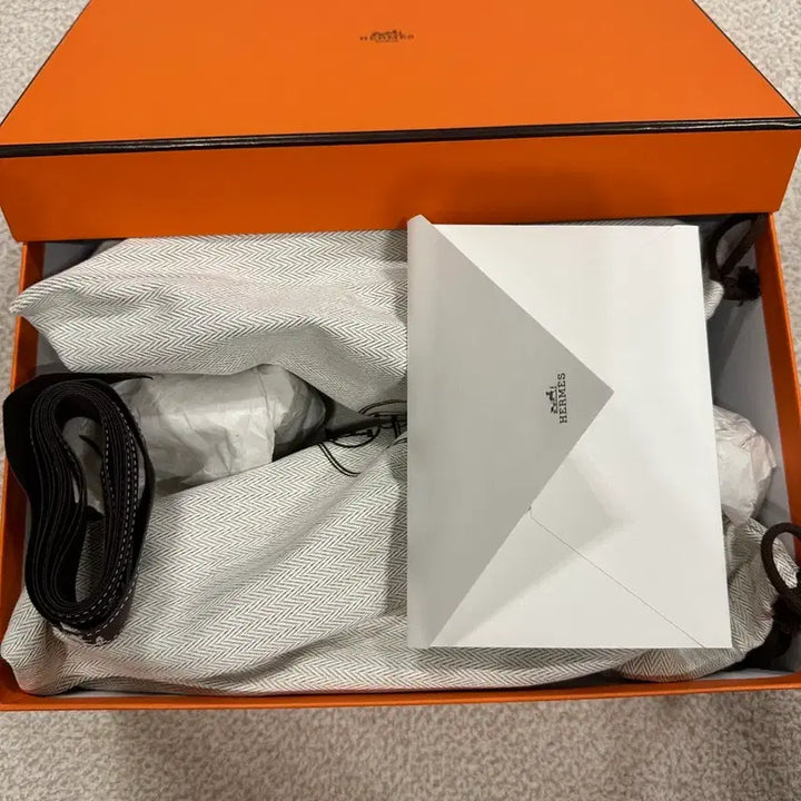 [BUNJANG] Hermes Mykonos Black Size 40 / 정품에르메스 미코노스 블랙 40