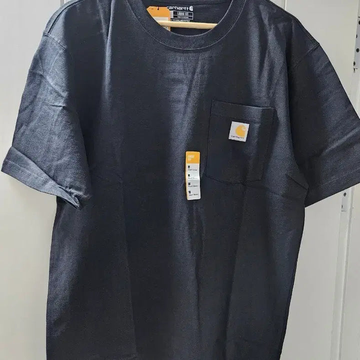 [SOLD OUT] 칼하트 k87 블랙 포켓 반팔티셔츠 M 미사용 새상품