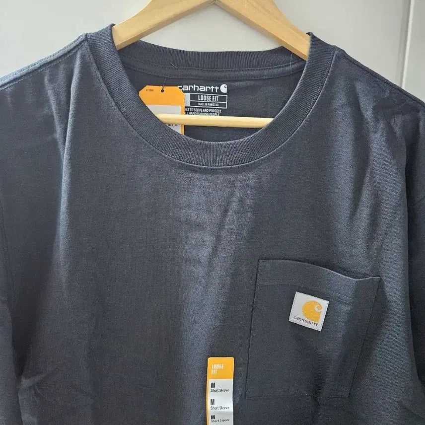 [SOLD OUT] 칼하트 k87 블랙 포켓 반팔티셔츠 M 미사용 새상품