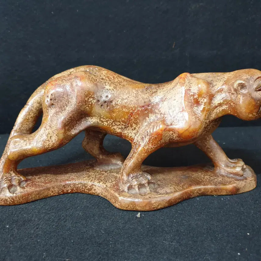 [BUNJANG] Spring and Autumn Period Celadon Jade Leopard Figurine / (수원만물)큰 사이즈 통옥 출토 춘추시기 화전옥 표범상