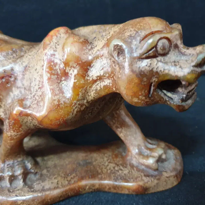 [BUNJANG] Spring and Autumn Period Celadon Jade Leopard Figurine / (수원만물)큰 사이즈 통옥 출토 춘추시기 화전옥 표범상