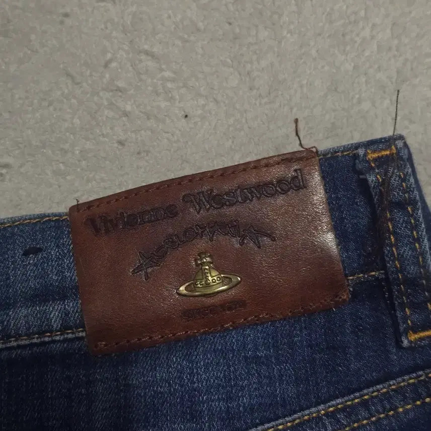 [BUNJANG] Vivienne Westwood Denim Jeans Size 25 / 비비안웨스트우드 데님 청바지 25