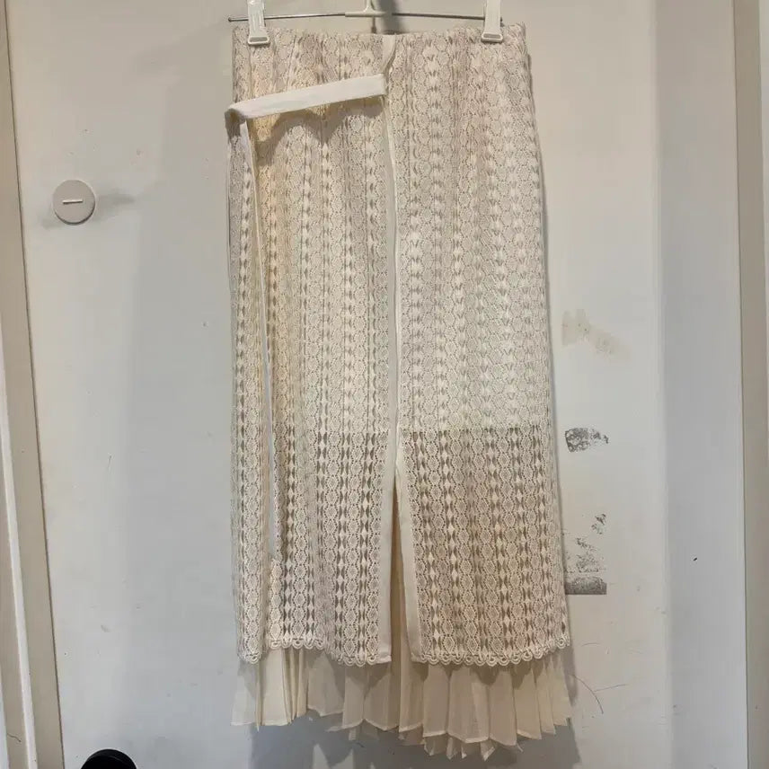 [BUNJANG] Mine Pleated Lace Skirt / 마인 레이스 플리츠 스커트