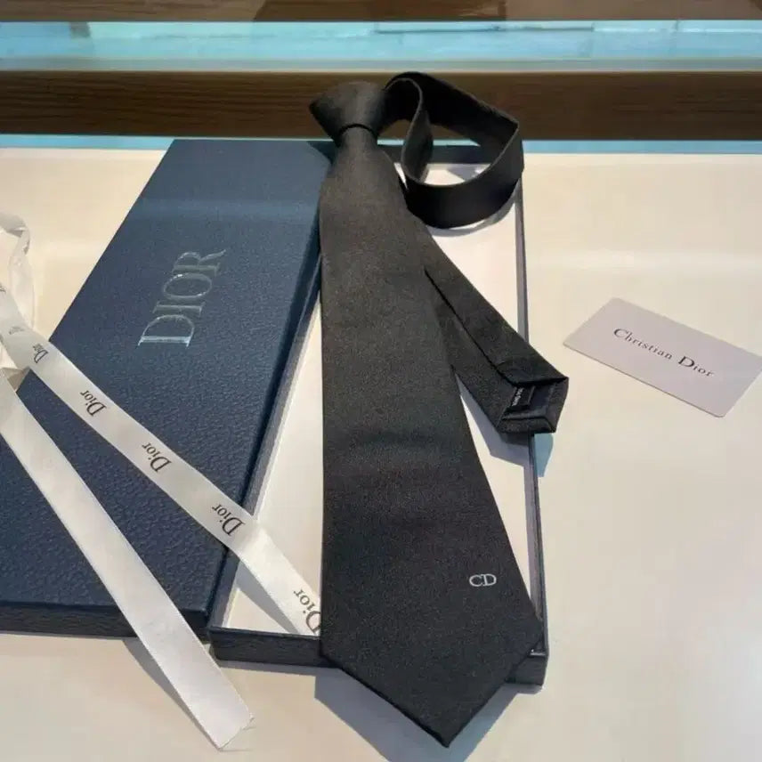 [BUNJANG] Dior CD Logo Black Tie / 디올  CD 로고 레터 남성 블랙 넥타이