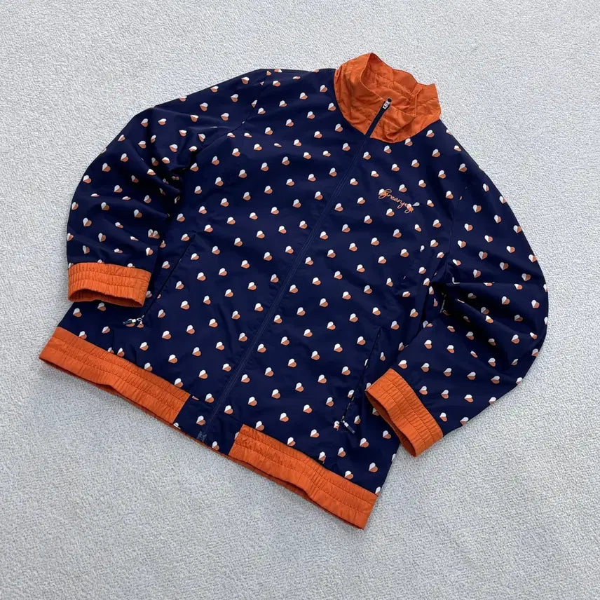 [BUNJANG] Greenjoy Heart Pattern Windbreaker Jacket / 100 그린조이 하트패턴 바람막이 자켓 0424E