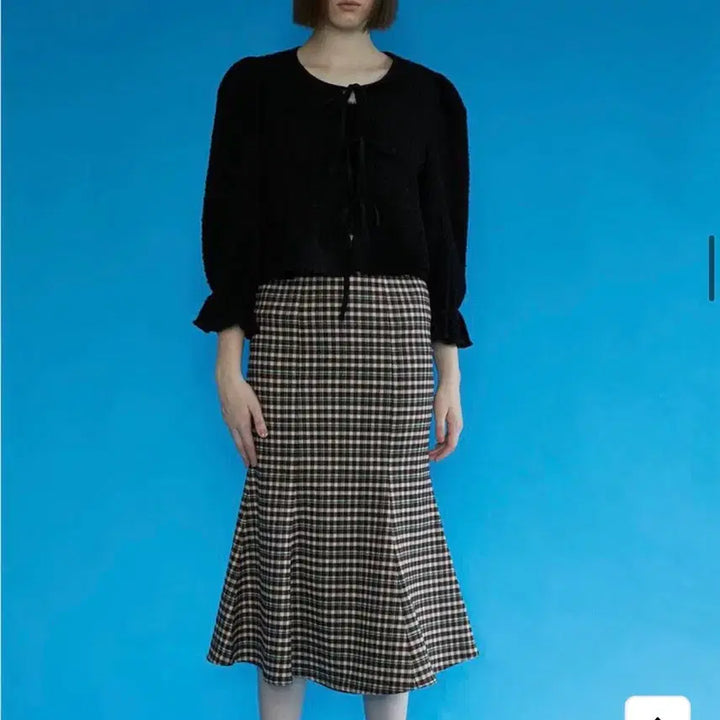 [BUNJANG] Your Name Here Black Ribbon Tie Blouse / 유어네임히얼 싱그러운 블라우스