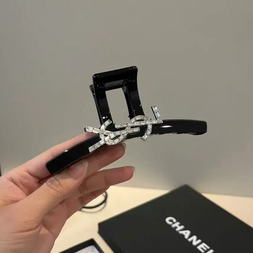 [BUNJANG] Saint Laurent YSL Logo Letter Hairpin / 생로랑 YSL 로고 레터 여성 헤어핀입니다