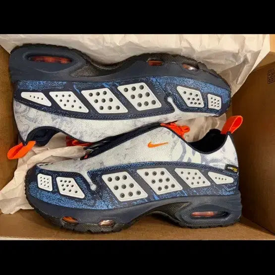 [BUNJANG] Nike Air Max SNDR SE Pure Platinum Orange Sneakers / 에어맥스 SNDR SE 퓨어 플래티넘 (사이즈26/265/270)