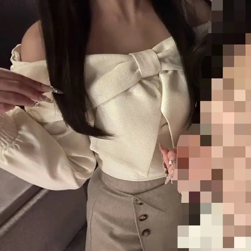[BUNJANG] Snidel Ribbed Off-Shoulder Top / 스나계 스나이델 립서비스 리본 탑 오프숄더 다리치 미셸마카롱