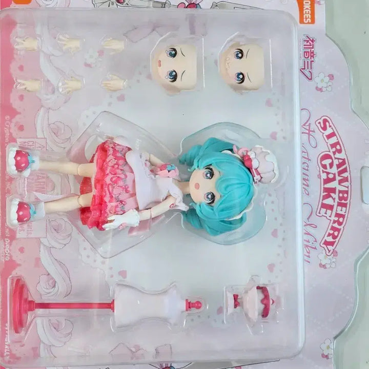 [SOLD OUT] 블로키 스트로베리 케이크 하츠네미쿠, 블로키 딸기, 딸기미쿠