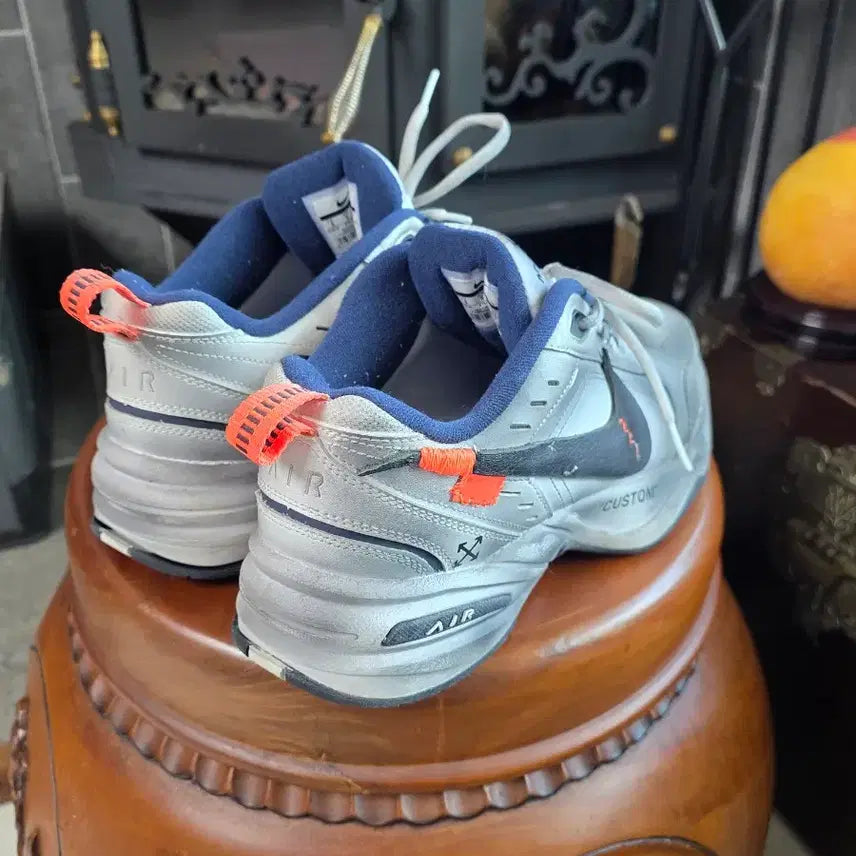 [BUNJANG] Nike Air Monarch Custom Sneakers / 나이키 에어 모나크 커스텀 슈즈 270사이즈