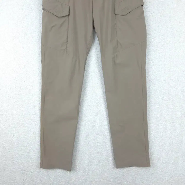 [SOLD OUT] MLB 여성 바스락 카고 바지 베이지(29~30)