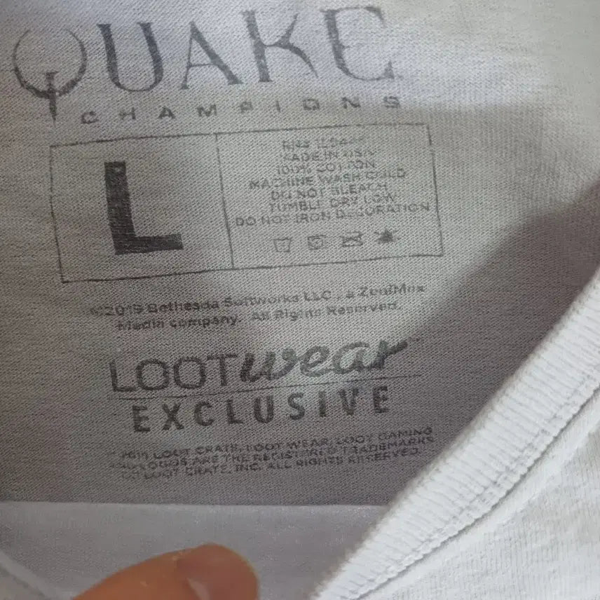 [BUNJANG] L Quake Champions Short Sleeve T-Shirt / [L] Quake Champions 반팔티