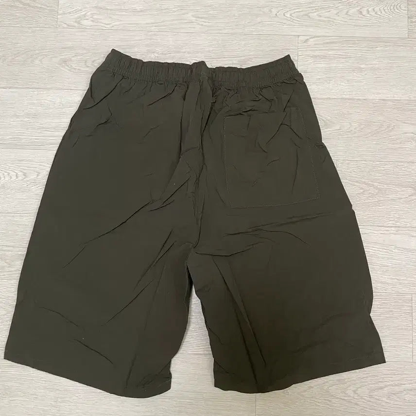 [BUNJANG] Half Club Bermuda Shorts Khaki M / (새제품) 하프클럽 냉감소재 버뮤다반바지 카키M