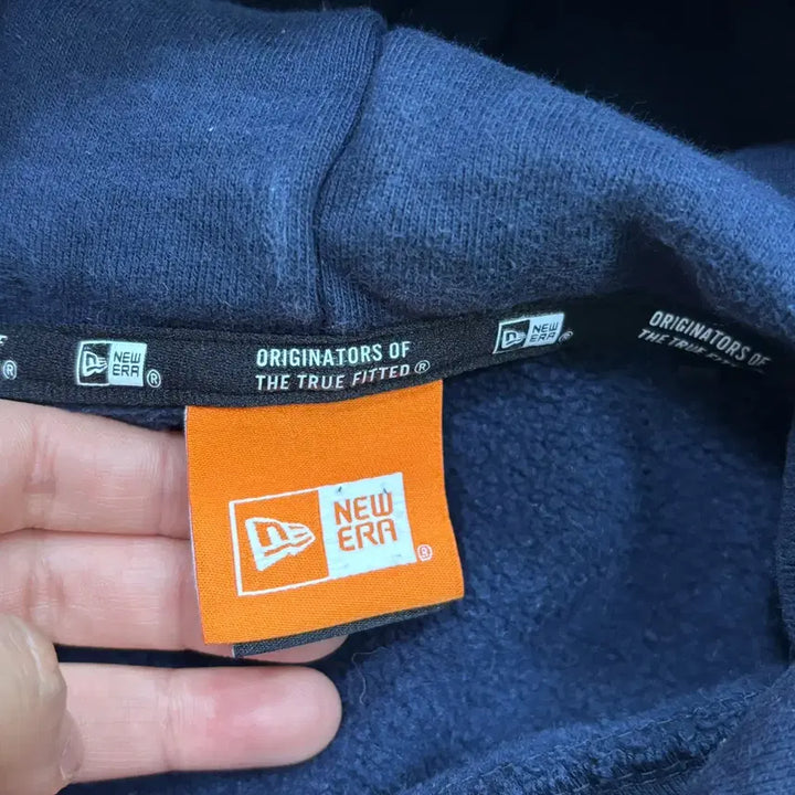 [BUNJANG] New Era Trail Hoodie - 95 Size / 95 뉴에라 트레일 후드 티셔츠 0424E