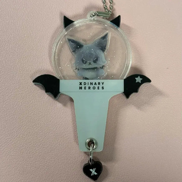[BUNJANG] Xdinary Heroes Concert Acrylic Keyring / 엑스디너리히어로즈 엑디즈 뷰마콘 서울콘 응원봉 아크릴 키링 오드 폭드