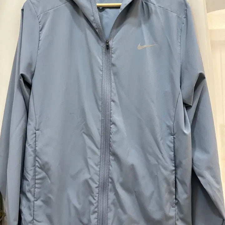 [SOLD OUT] 나이키 드라이핏 집업 하늘색