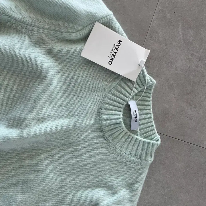 [BUNJANG] Myico Wool Cashmere Crop Knit Top Sage Mint / 마이아이코 울캐시 크롭 니트 탑 세이지민트