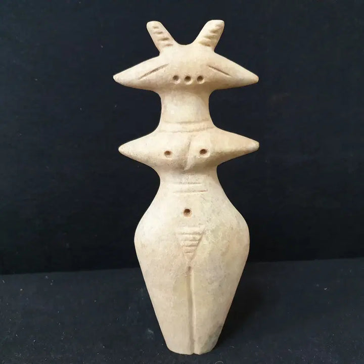 [BUNJANG] Abstract Hongshan Jade Figure - Ancient Translucent Jade / (수원만물)고옥 재질의 추상적 홍산옥기 인물상