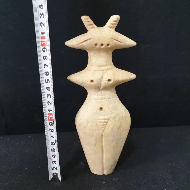 [BUNJANG] Abstract Hongshan Jade Figure - Ancient Translucent Jade / (수원만물)고옥 재질의 추상적 홍산옥기 인물상