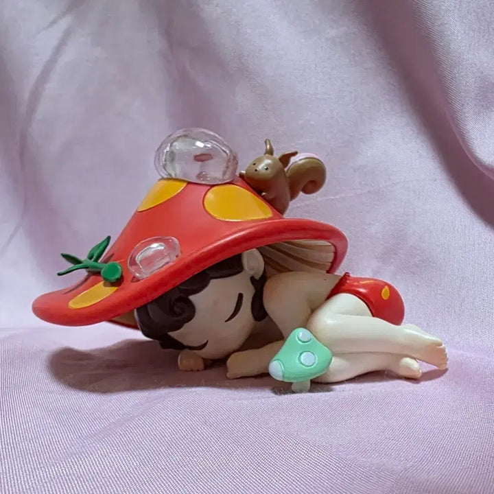 [BUNJANG] 52TOYS 슬립 포레스트 엘프 버섯 / 52TOYS 슬립 포레스트 엘프 버섯