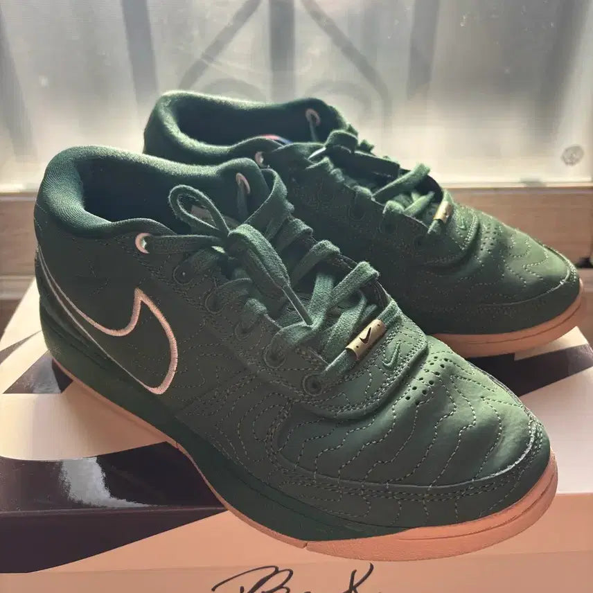 [SOLD OUT] 나이키 북1 275