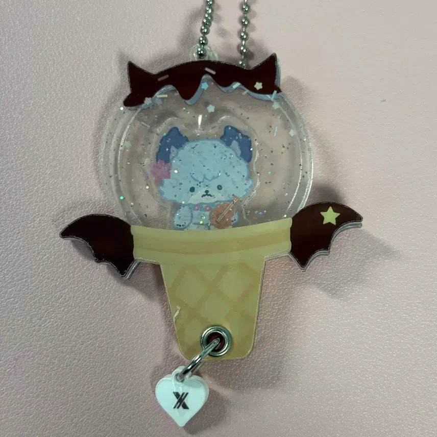 [BUNJANG] Xdinary Heroes Jooyeon Ice Cream Acrylic Keyring / 엑스디너리히어로즈 엑디즈 뷰마콘 부산콘 아이스크림 아크릴 키링 주연 쭈프