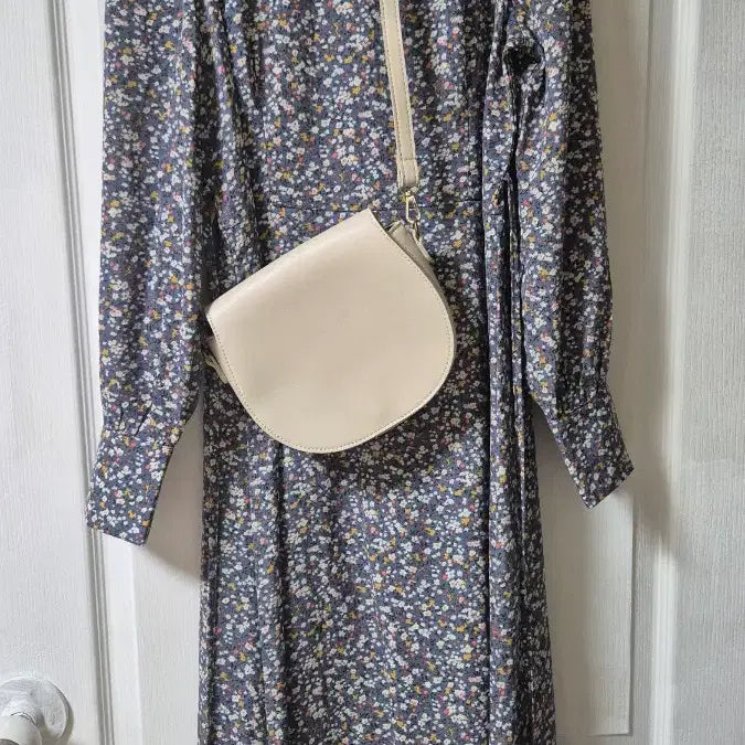 [BUNJANG] Floral Long Dress, Blue / 플라워 롱 원피스 잔꽃무늬 블루