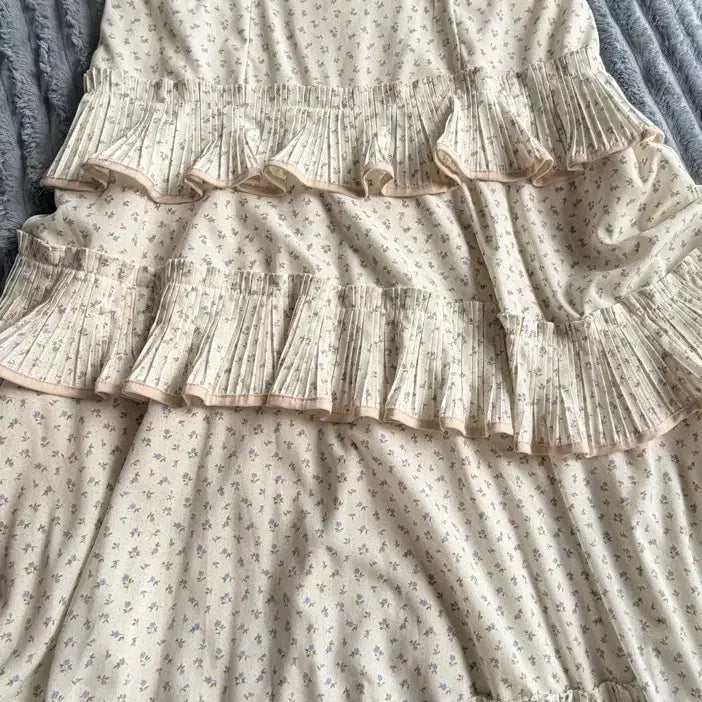 [BUNJANG] Bicini Flower Print Ruffle Long Dress / 바이씨니  플라워 프린트 프릴 캉캉 롱 원피스
