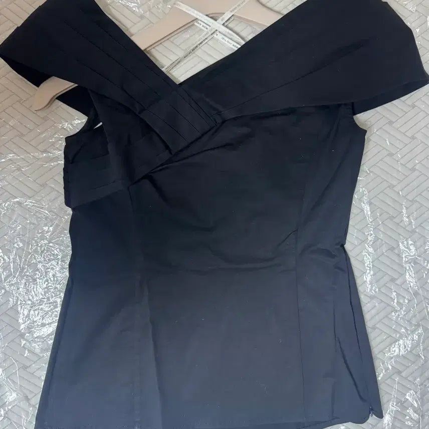 [BUNJANG] Bau Bride &amp; You HAYDEN Blouse / Bau 브라이드앤유 HAYDEN 블라우스 0사이즈 새상품